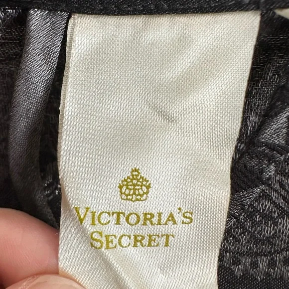 Vintage Victoria’s Secret VS Gold Label Black Floral Kimono Long Robe Velvet 90s - Picture 5 of 9